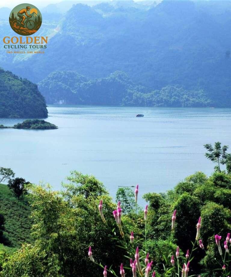 3-Day Long Coc & Da Bac Mountain Cycling Tour from Hanoi